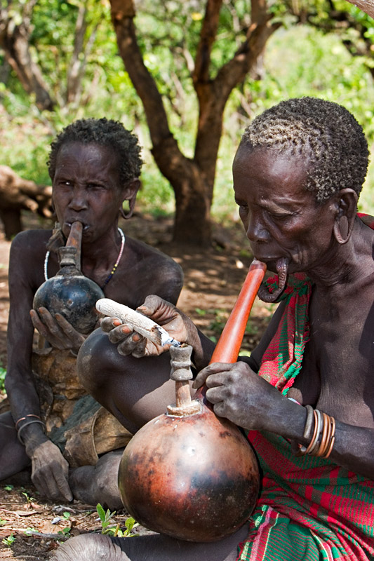 71   Smoking Surma women